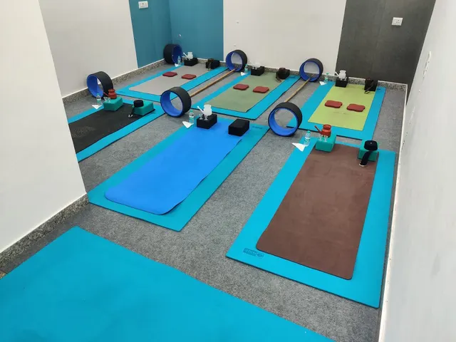 Awdhoot Yog & Ayurveda — Yoga in Paschim Vihar
