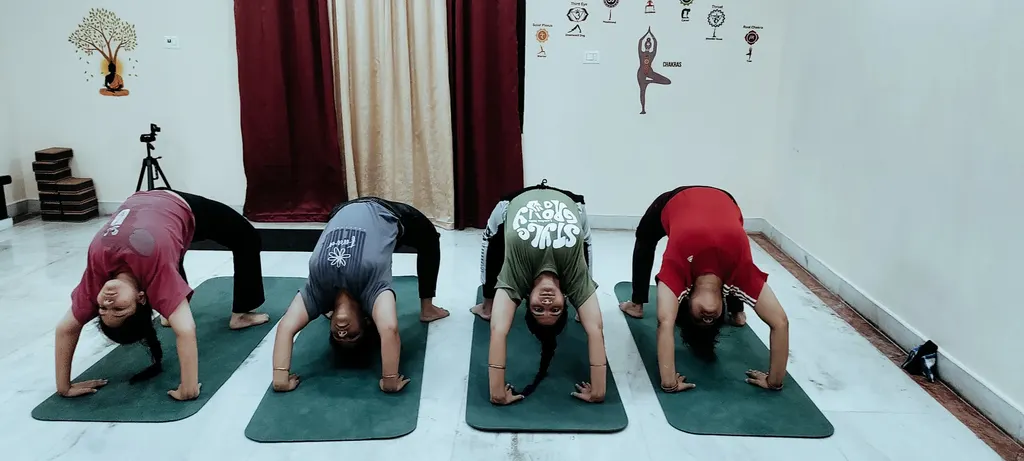 koushik yog kendra — Yoga in Azadpur