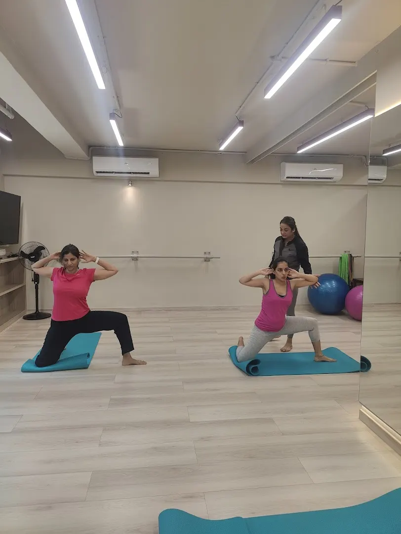 Samã Centre — Yoga in Juhu