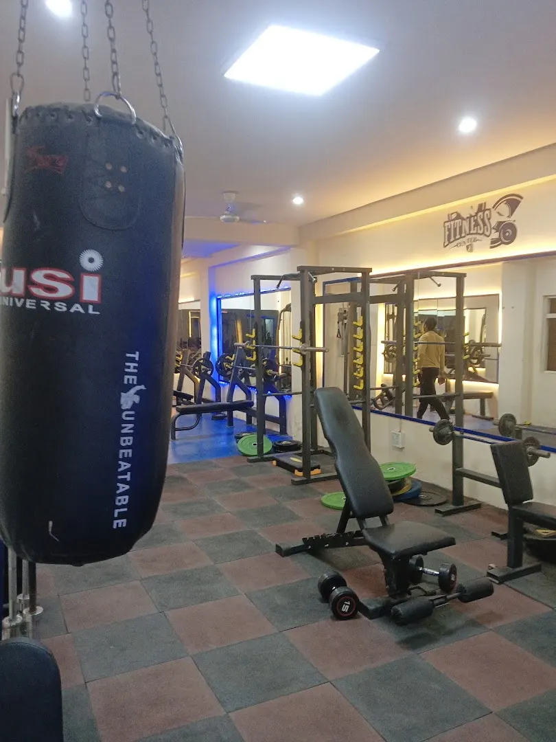Krown Fitness — Standard Gym in Mahipalpur, Delhi