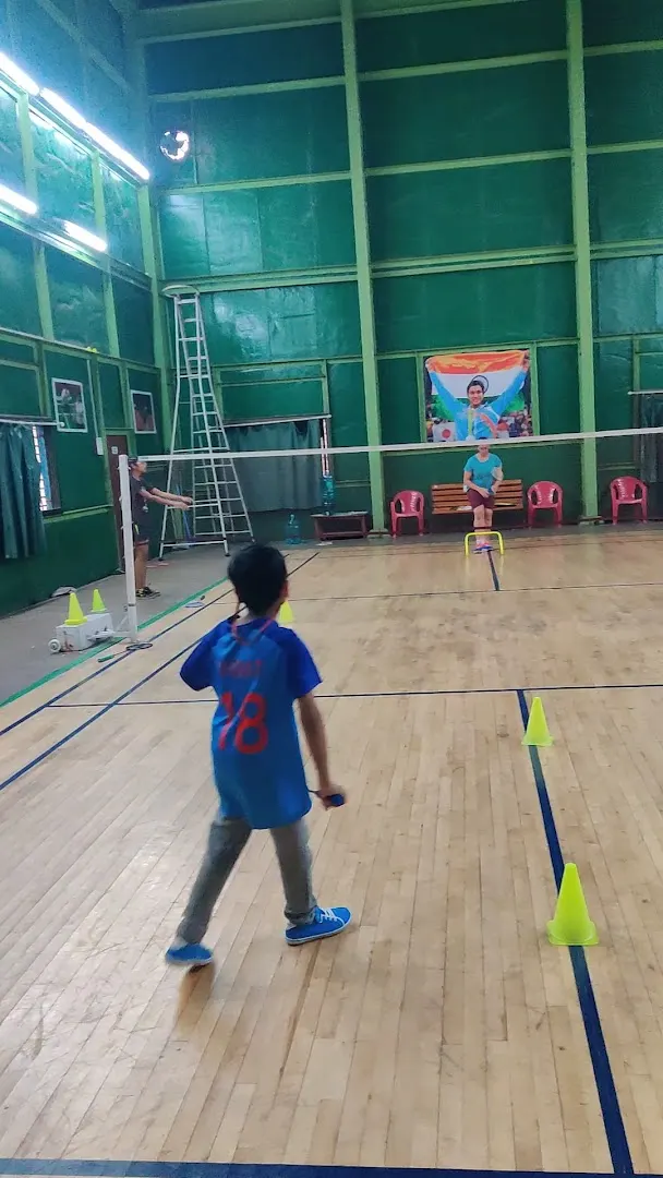 Shuttle Whizz Badminton Academy Pali Hill — Badminton in Pali Hill