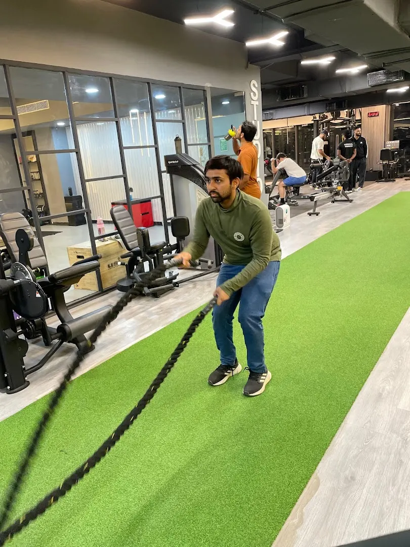 Fitness & More Gym Golf course road Dlf Phase 1 — Yoga in Sector 27