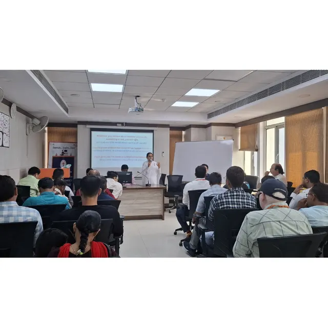 Brahmakumaris Rajyoga Prashikshan Kendra — Yoga in Ashok Nagar
