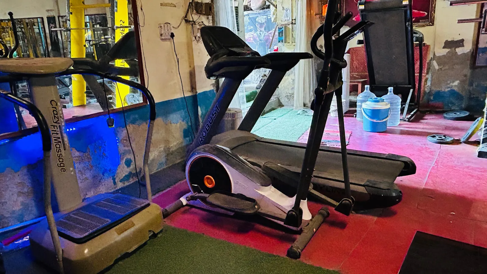 The GYM Mukandpur — Standard Gym in Mukundpur, Delhi