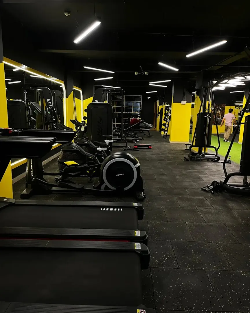 Fitness Trendz GYM — Standard Gym in Kaushambi, Ghaziabad