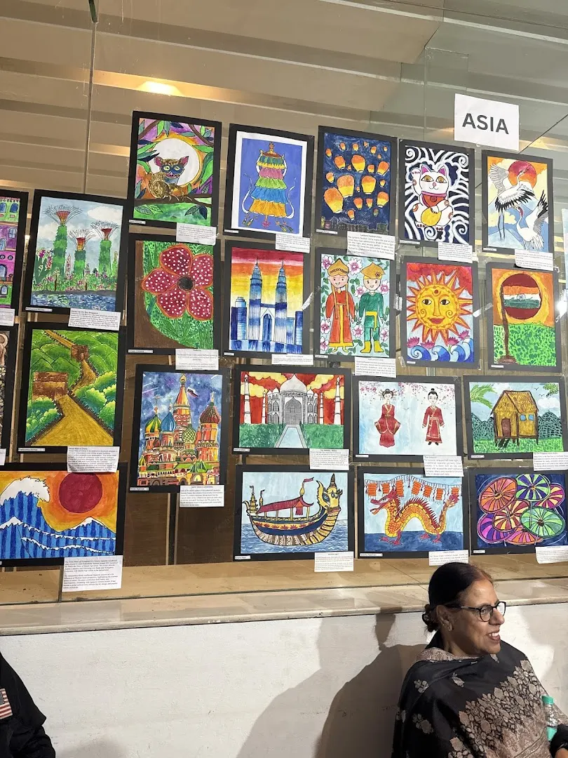 Artsy Craftsy — Art & Craft in Sector 49
