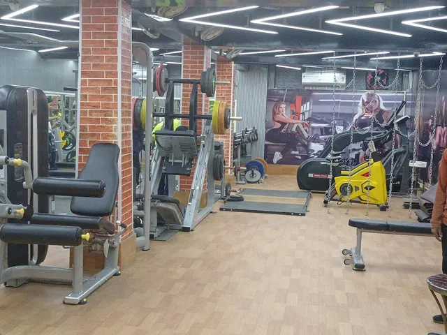 Black cat Gym