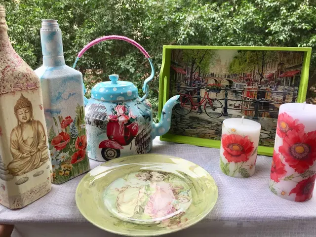 Creative Pooja Yadav – Alcohol Ink Art and Resin Art Classes — Art & Craft in Sector 50