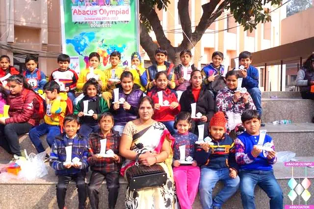 Little Tree Point — Art & Craft in Mukherjee Nagar