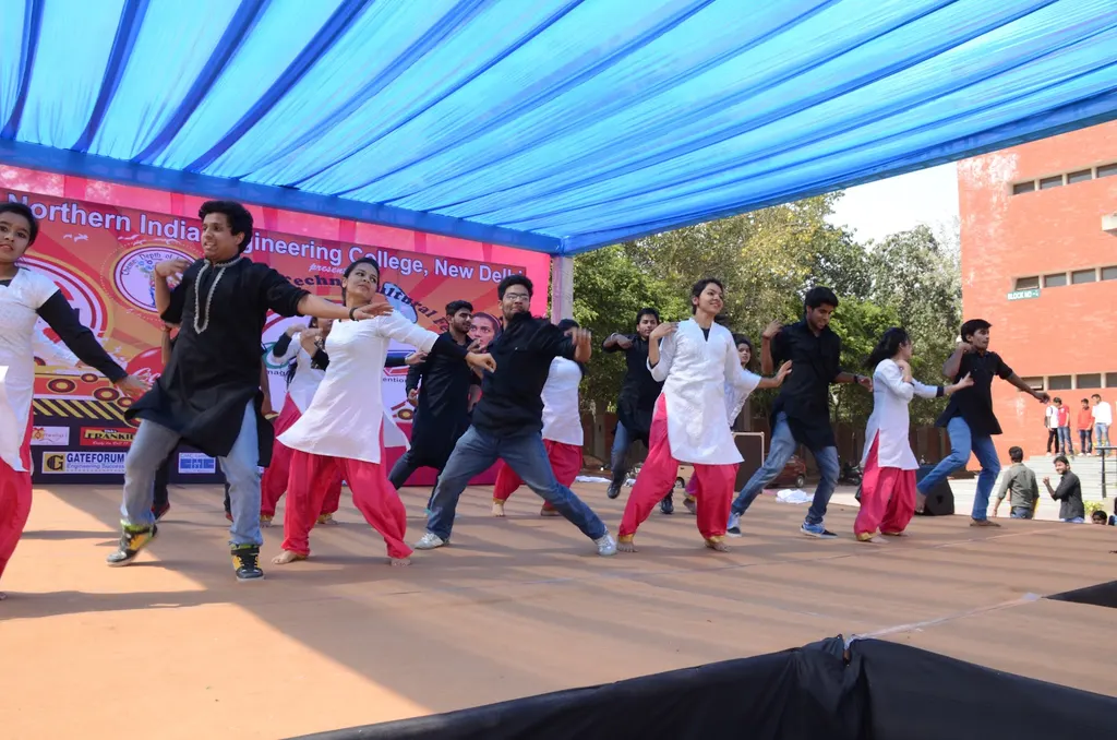 Dr. Akhilesh Das Gupta Institute of Professional Studies — Tennis in Shahdara