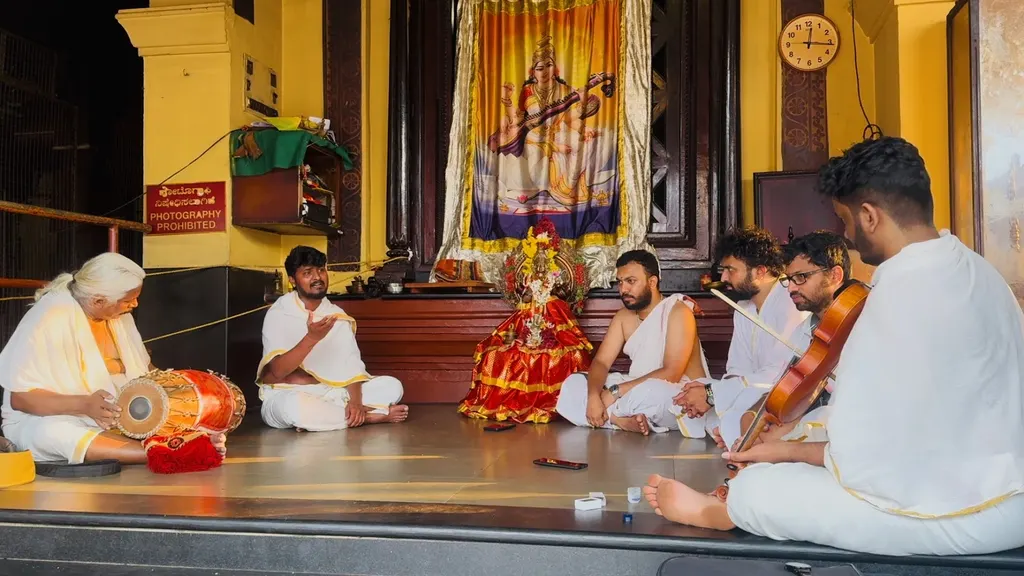 Sur Aradhana — Music in Nagapura