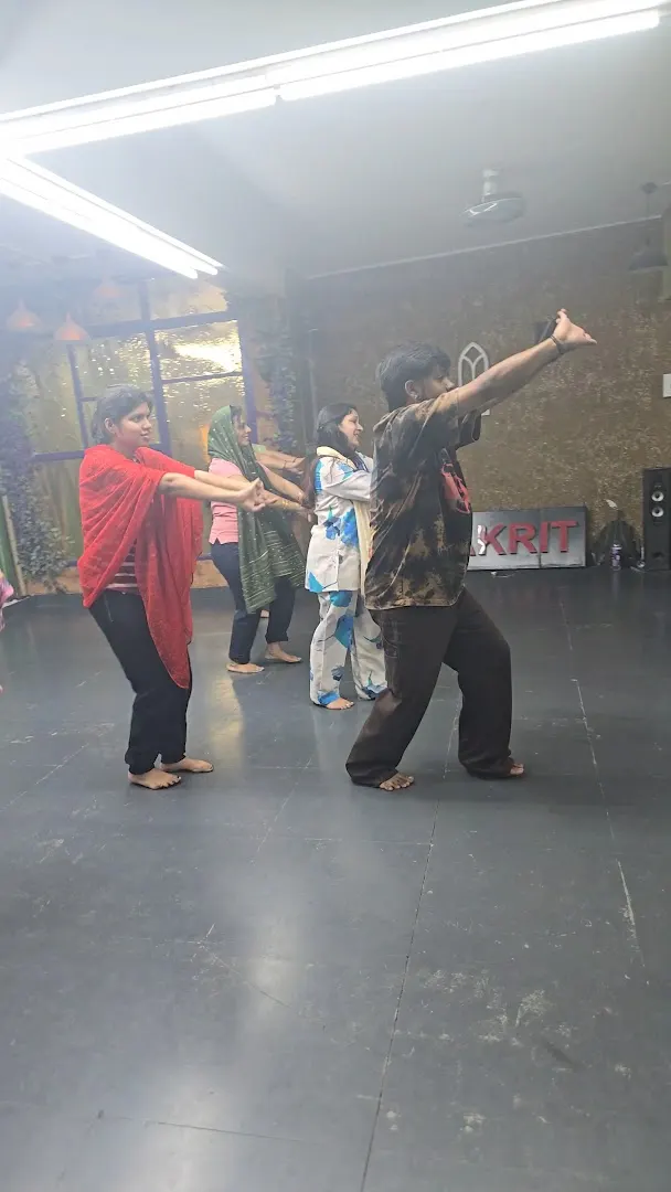 Aakrit India — Dance in Katwaria Sarai