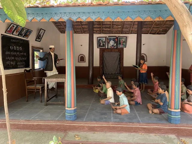 Mahatma Gandhi Institute of Rural Energy and Development — Art & Craft in Thanisandra
