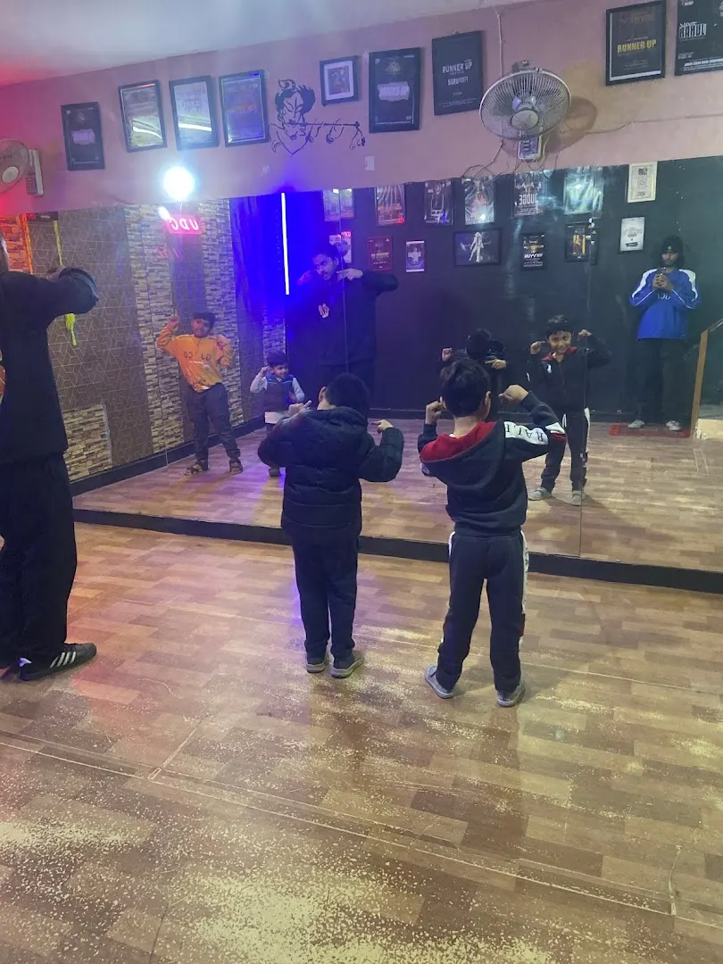 Ultimate Dance Center — Dance in Madangir