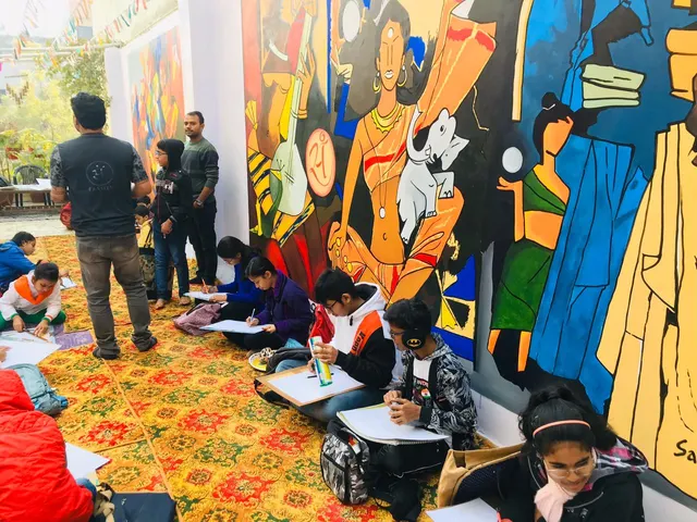 Sanskruti School Of Fine Arts — Art & Craft in Mahavir Enclave