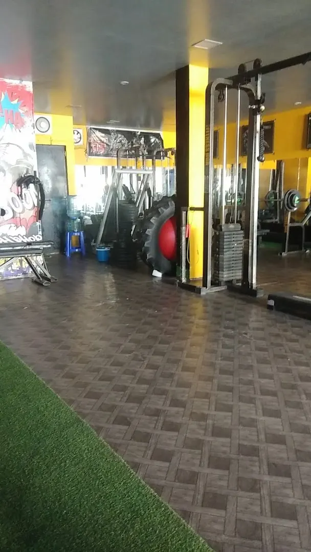 New Fitness Villa unisex Gym