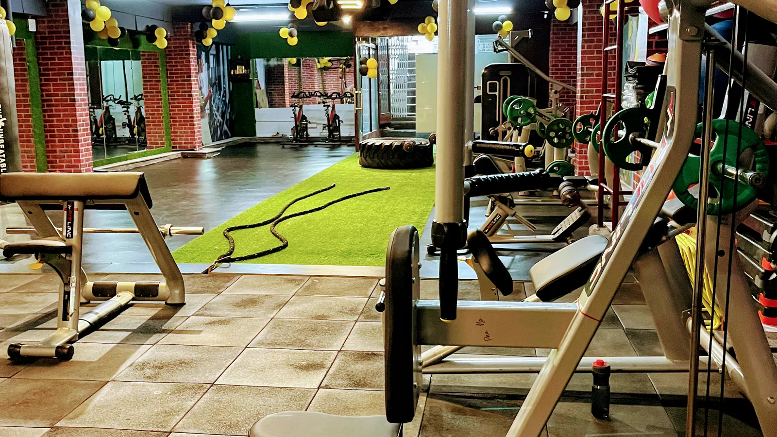 Feel The Pump photo 1