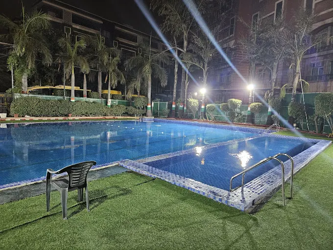 Swim and Shine Academy- Best Swimming Pool In Rohini — Swimming in Rohini, Delhi