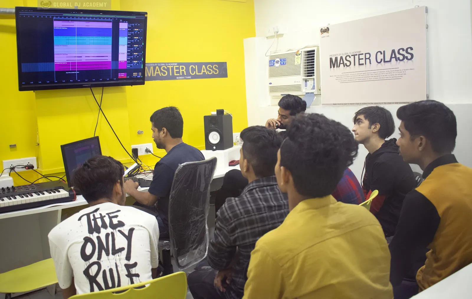 Global DJ & Music Production Academy photo 1
