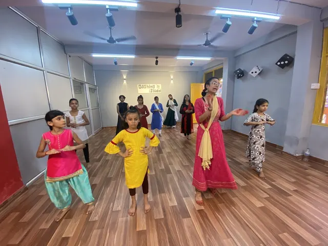 Dashing Dance Academy Karawal Nagar — Dance in Karawal Nagar