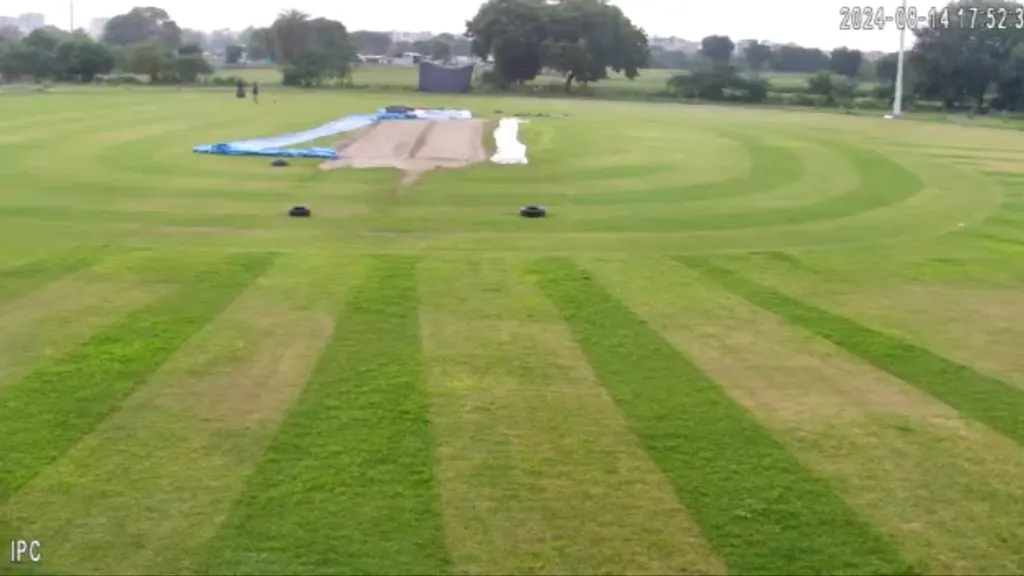 Colosseum Sports Complex — Cricket in Sector 138