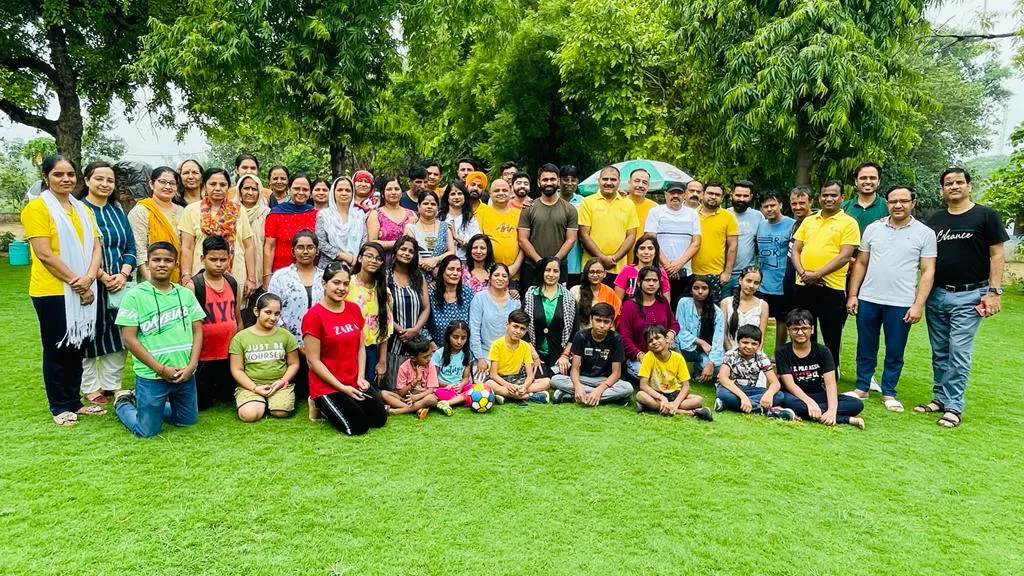 GM Akshay Anand ( Yoga Teacher & Life Coach ) — Yoga in Sector 38