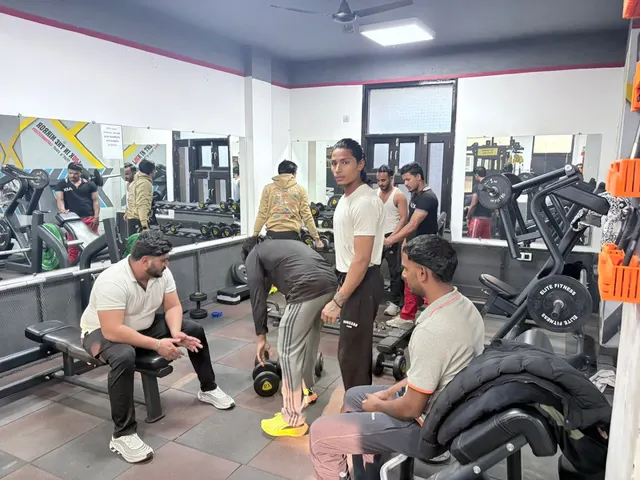 Fitness Future Unisex GYM
