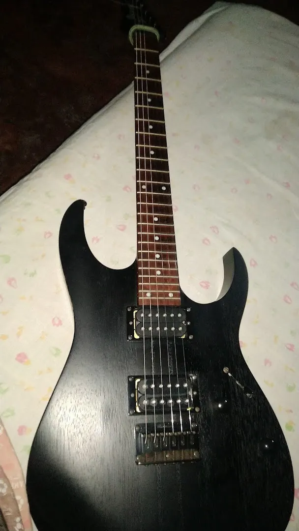 Hymns & Harmony (Guitar Class) — Music in Vasant Vihar