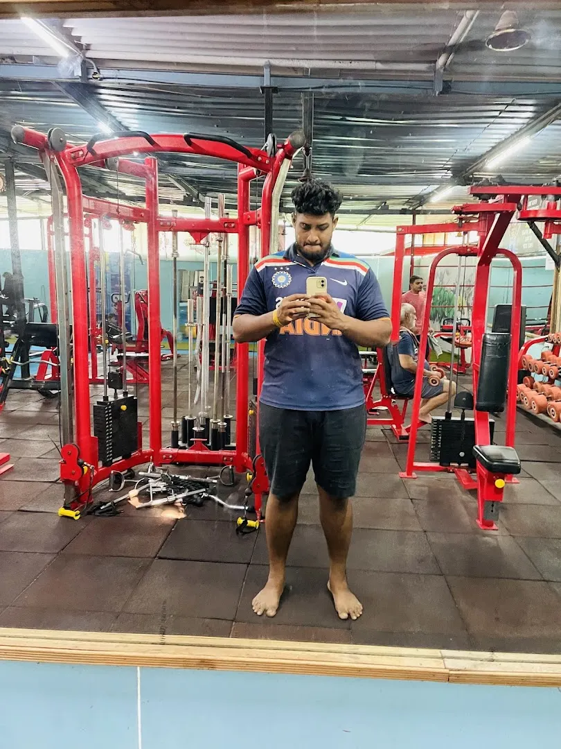 Star Fitness — Standard Gym in Malad West