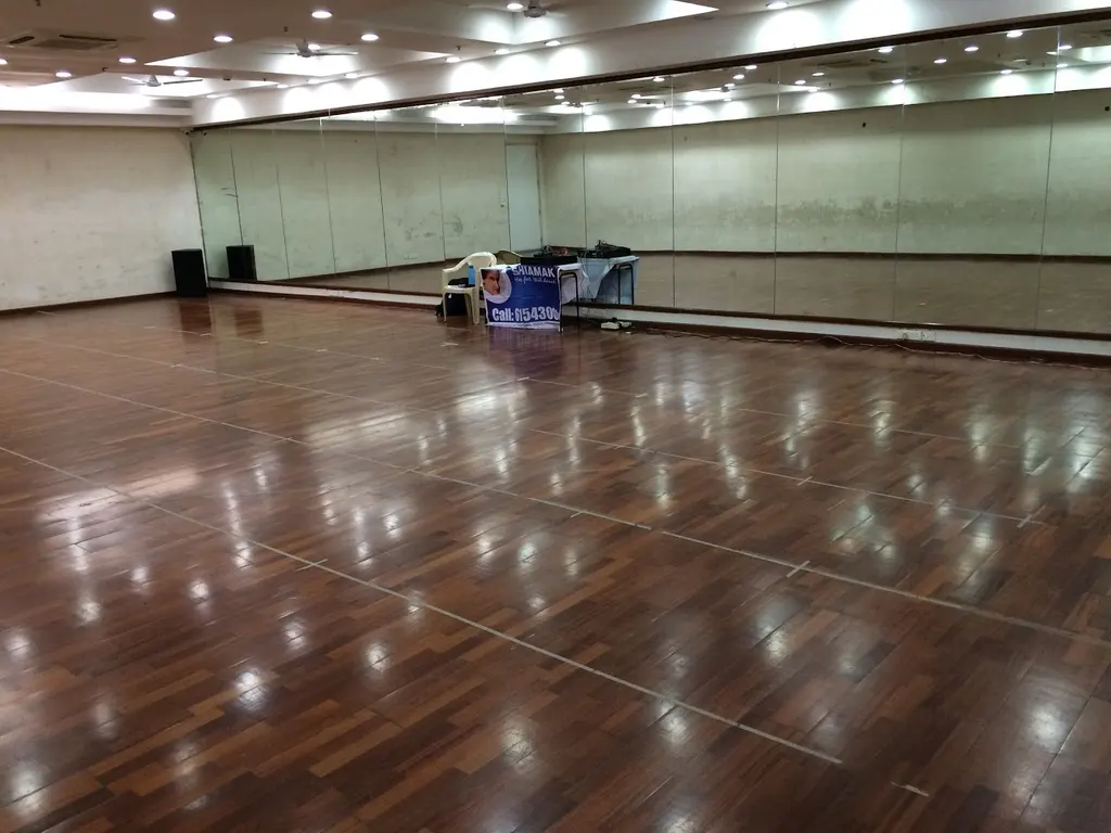 Shiamak Davar's Institute for Performing Arts — Dance in Vashi
