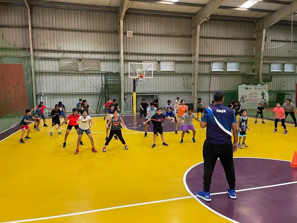 Simon Basketball Academy — Basketball in Visthar