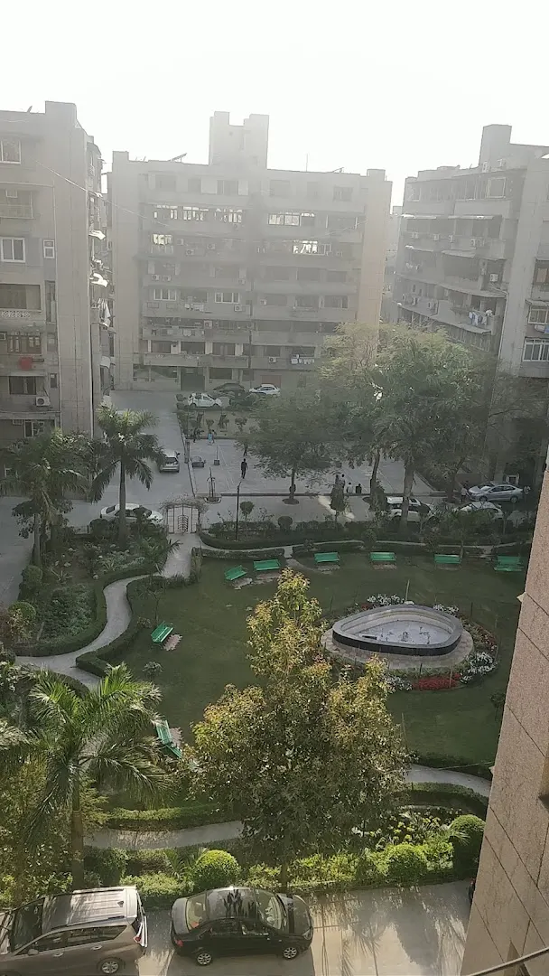Milan Vihar Apartments Badminton Courts — Badminton in Patparganj