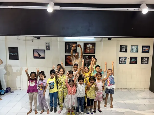 Vipul Dance Academy — Dance in Bandra East