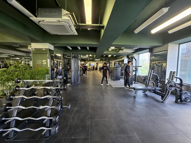 VAULT by Virat Kohli Gujranwala Town — Yoga in Gujranwala Town