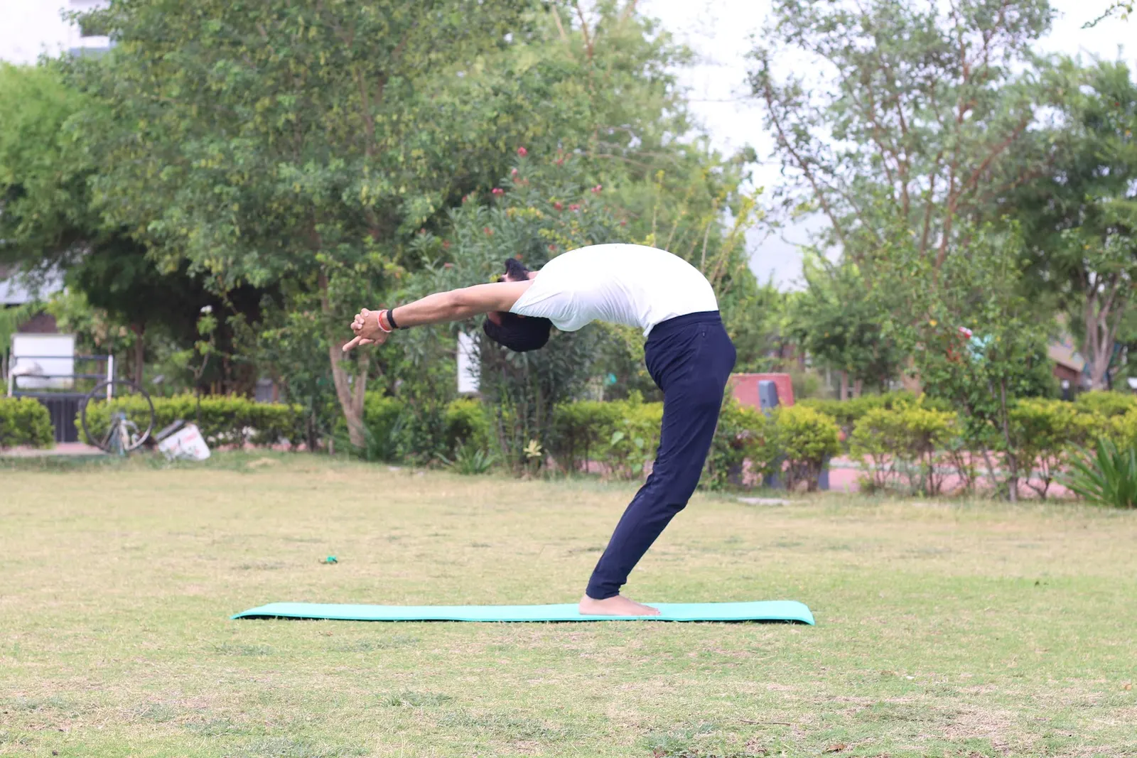 Anshuka Yoga photo 1