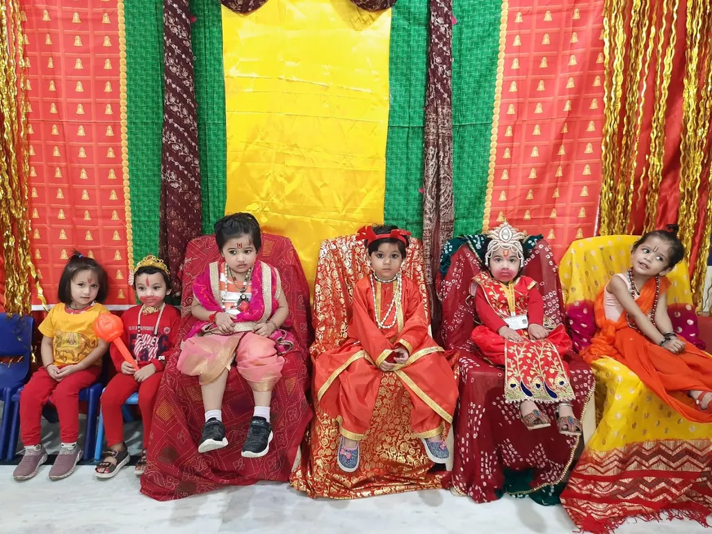 Rising Sun — Art & Craft in Gautam Nagar