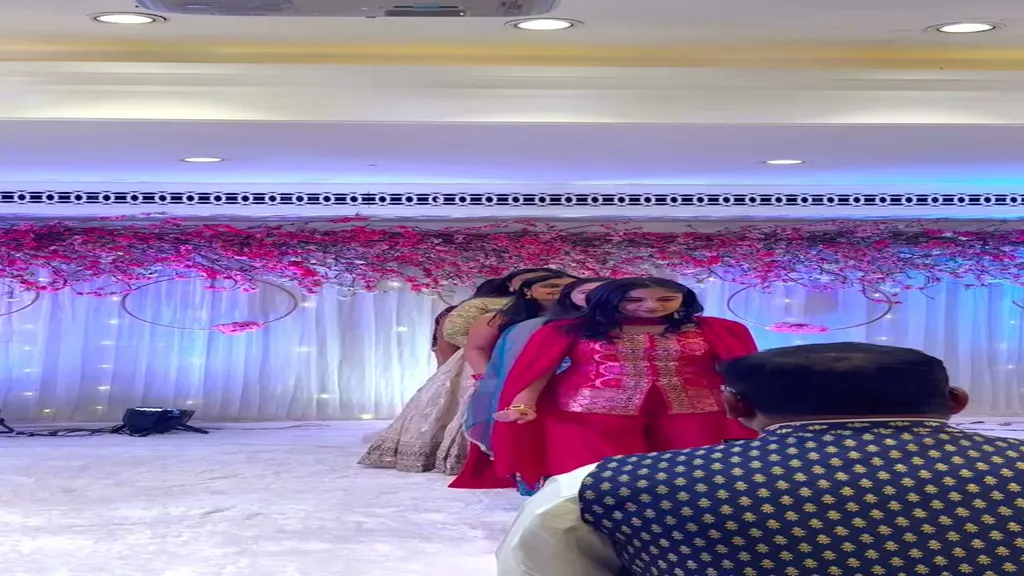 Dwa Dance Company — Dance in Malad West