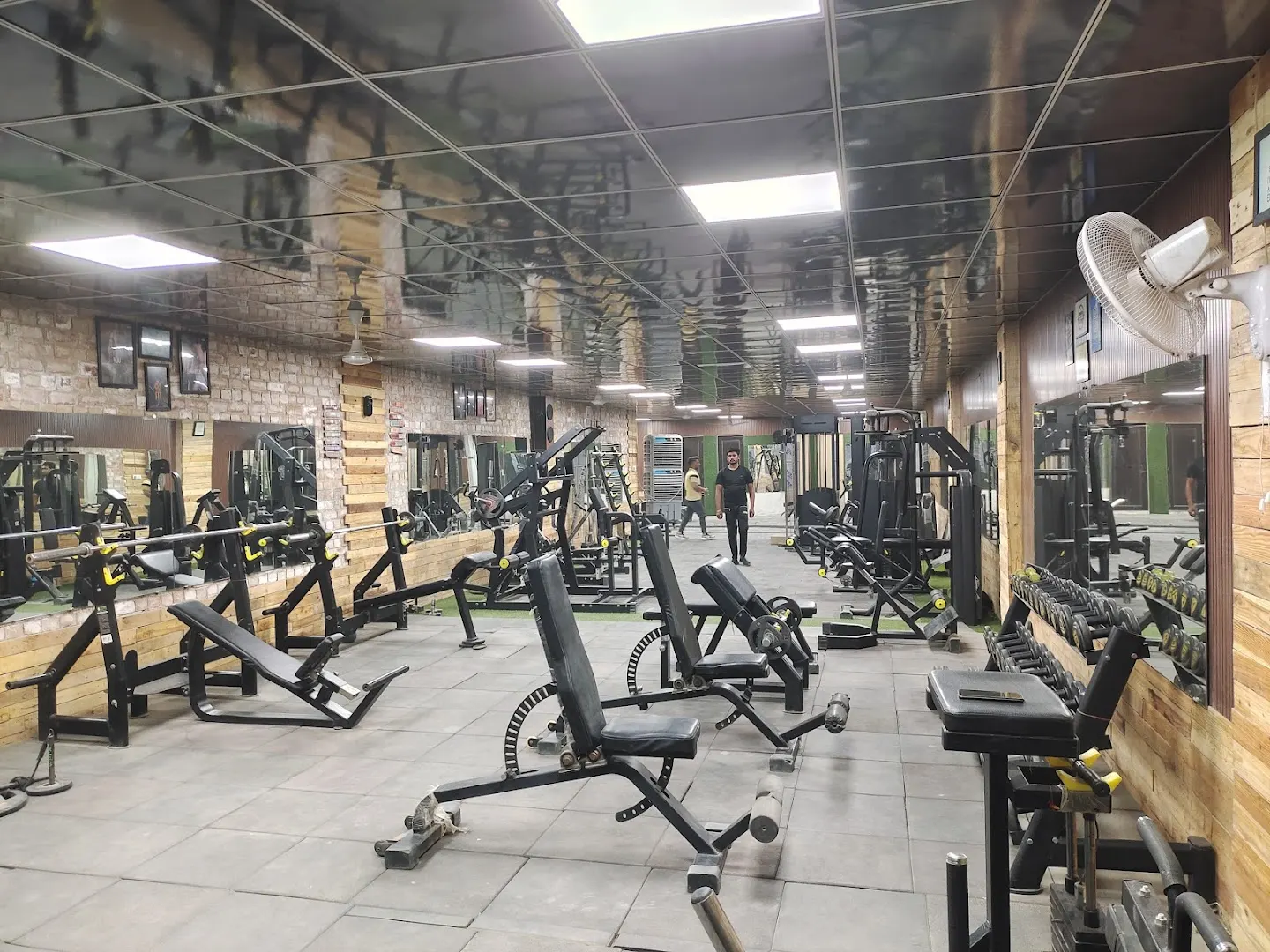 #Workout Adda — Standard Gym in Qutub Vihar, Delhi