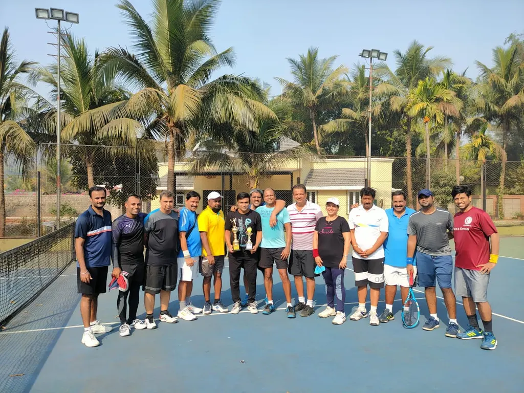 टी एंड टी टेनिस क्लब — Tennis in Thane West