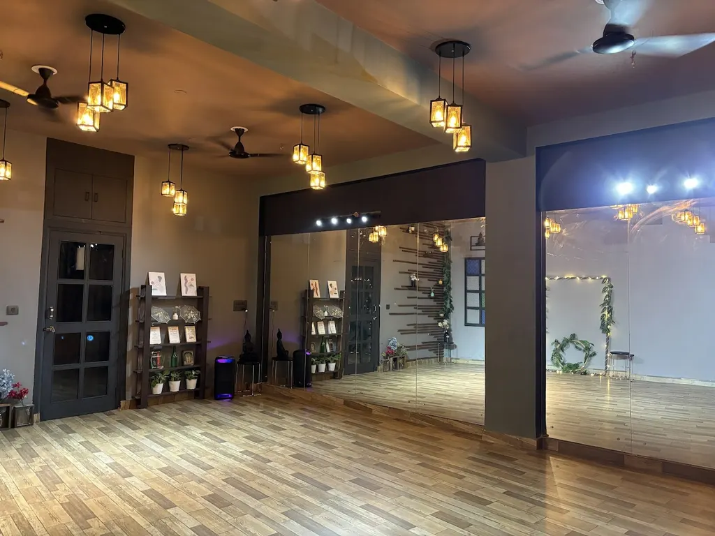Mandarine Art Studio — Art & Craft in Siri Fort