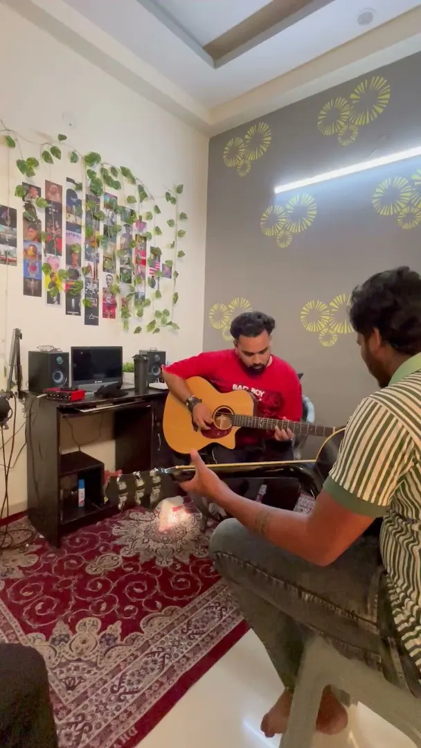Vikram Guitar Classes — Music in DLF Ankur Vihar