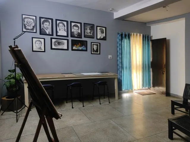 Aahuti Arts Studio — Art & Craft in Budh Vihar