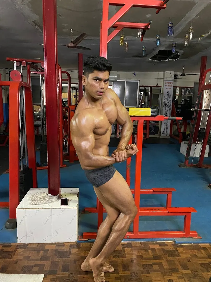 KalpeshTrains — Standard Gym in Chembur, Mumbai