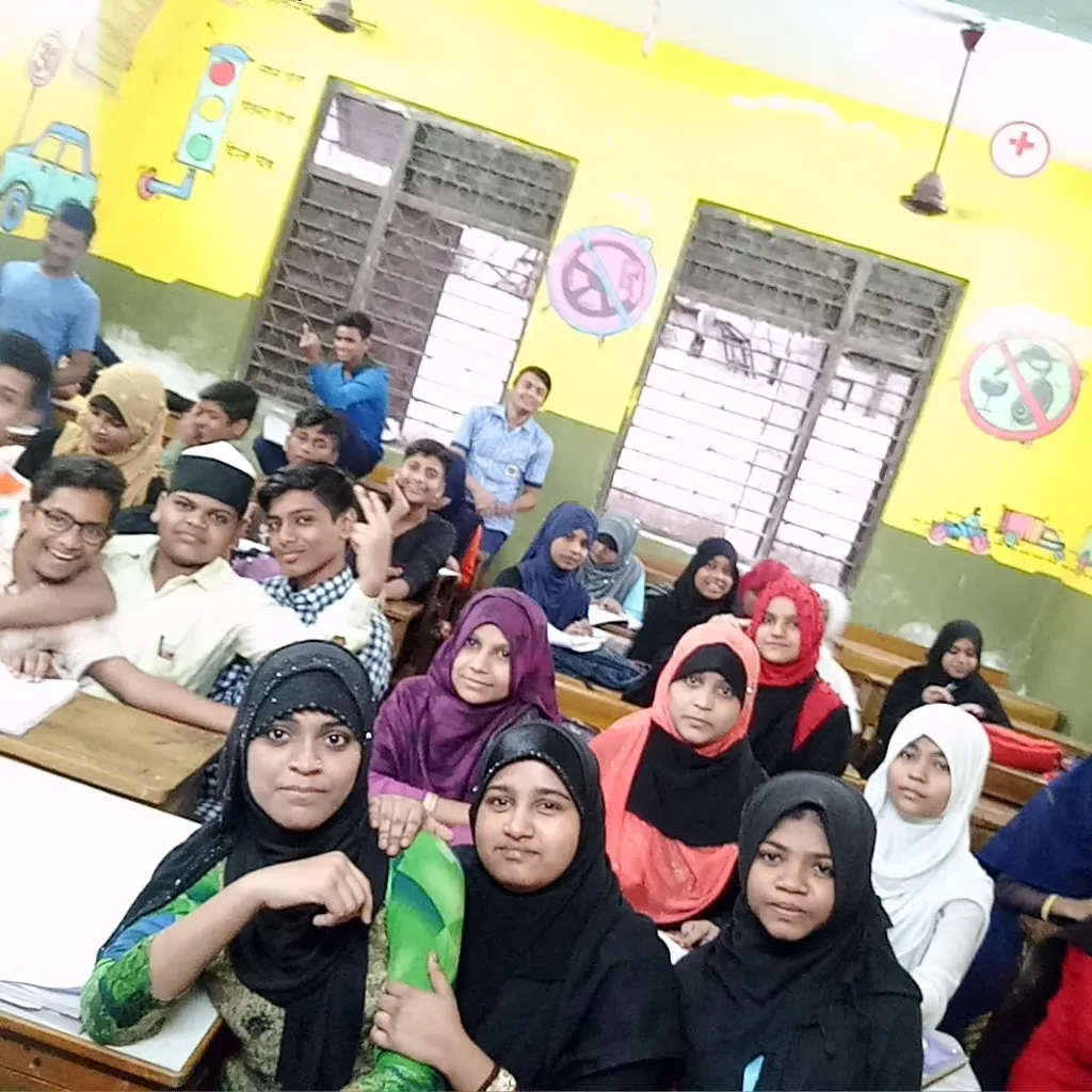 Fatim English Speaking Rabodi And Art Class — Art & Craft in Thane West