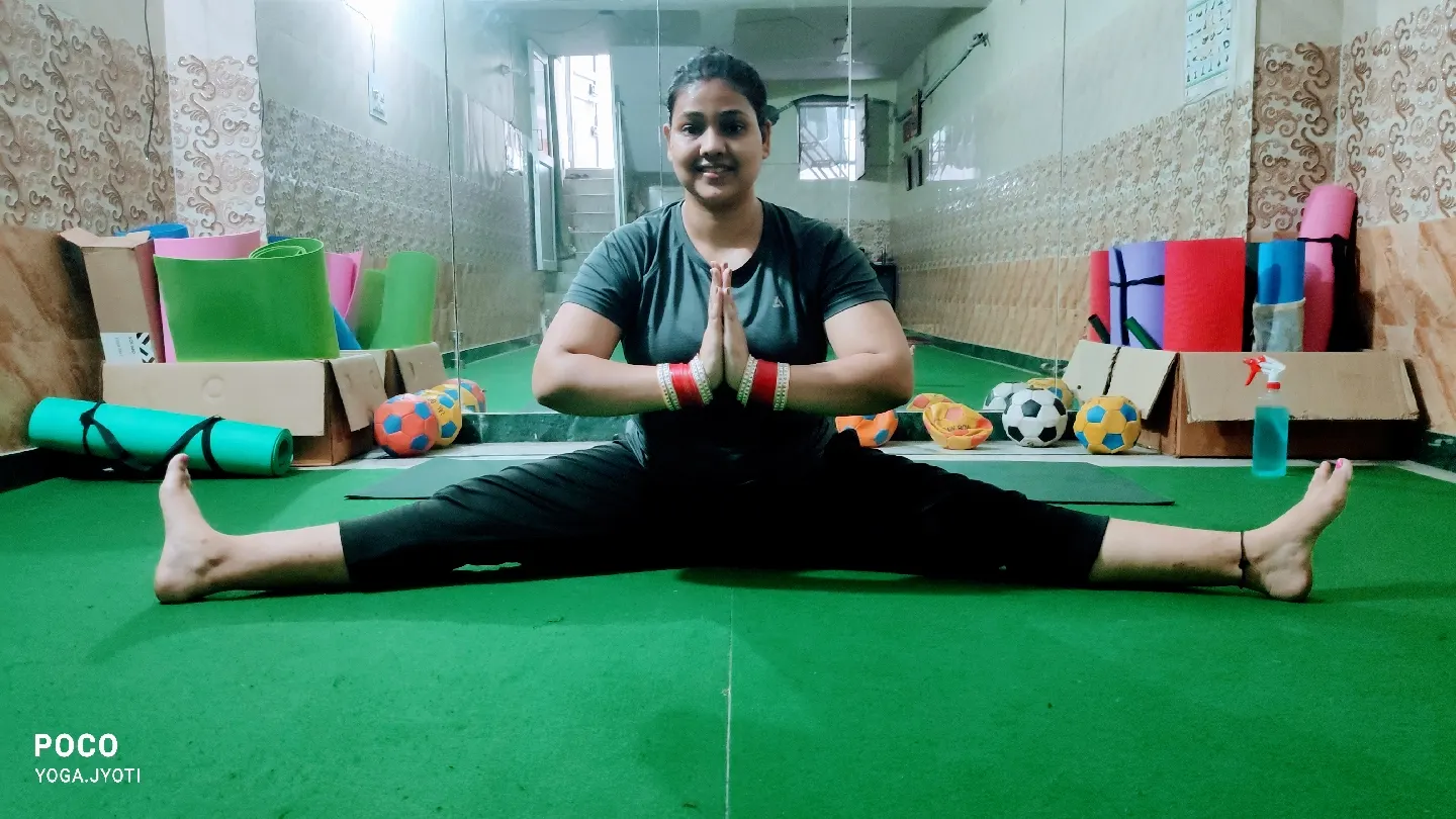 gurujyoti yoga class photo 1