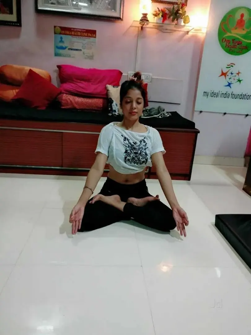 Om Yoga Health Clinic — Yoga in Andheri West
