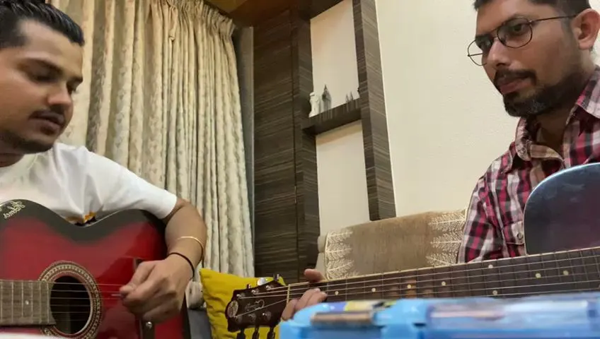 The Guitar Bismuth | Private Guitar Tutorial — Music in Goregaon West, Mumbai