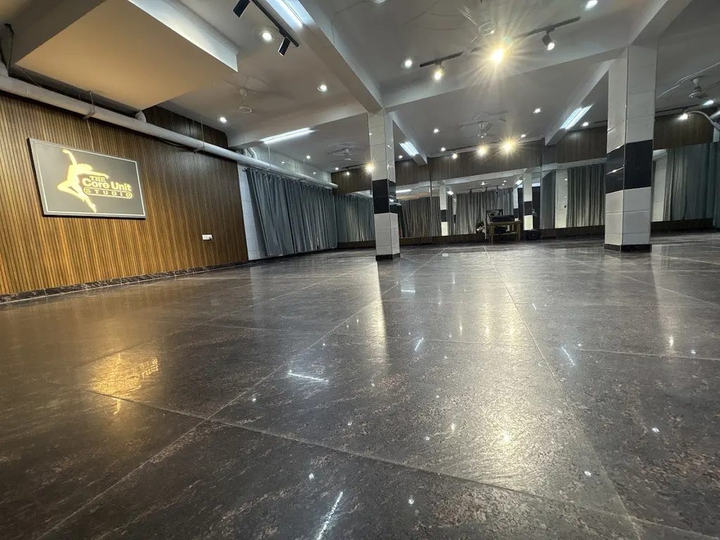The Core Unit Studio — Dance in Sector 40