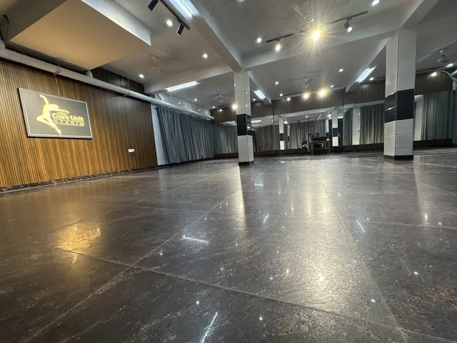 The Core Unit Studio — Dance in Sector 40