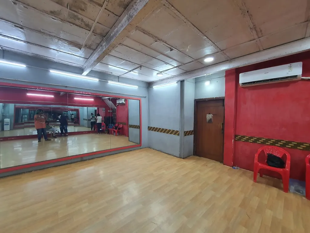 Sawan Dance Rehearsal Hall No. 2 — Dance in Andheri West